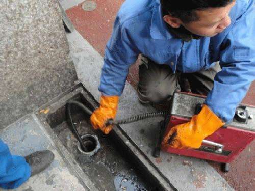 始兴疏通下水道